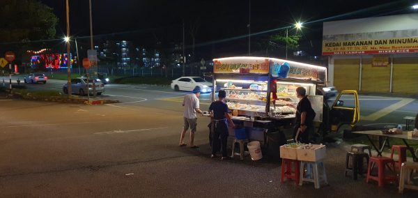 供fb/罗白区再有新搞作,千禧广场外在农历新年后打造成“餐车饮食街”