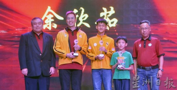 供FB／林关浩建议各国仿效森州，列象棋日推广象棋