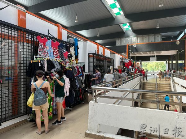 供fb:现今时代添新衣管道多,芙蓉公市依然是许多芙蓉人的选择