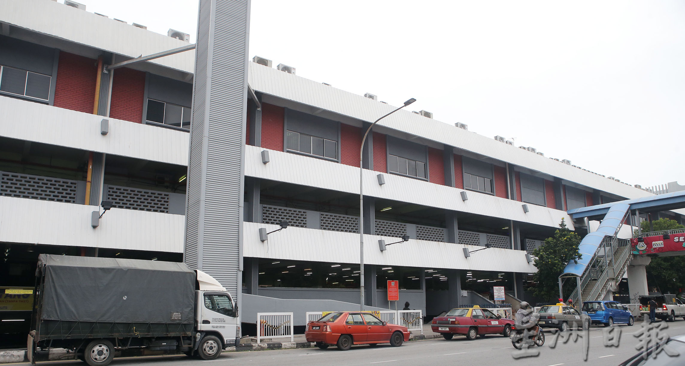 倪可敏:怡中央公市获100万拨款 维修水电 沟渠和地面