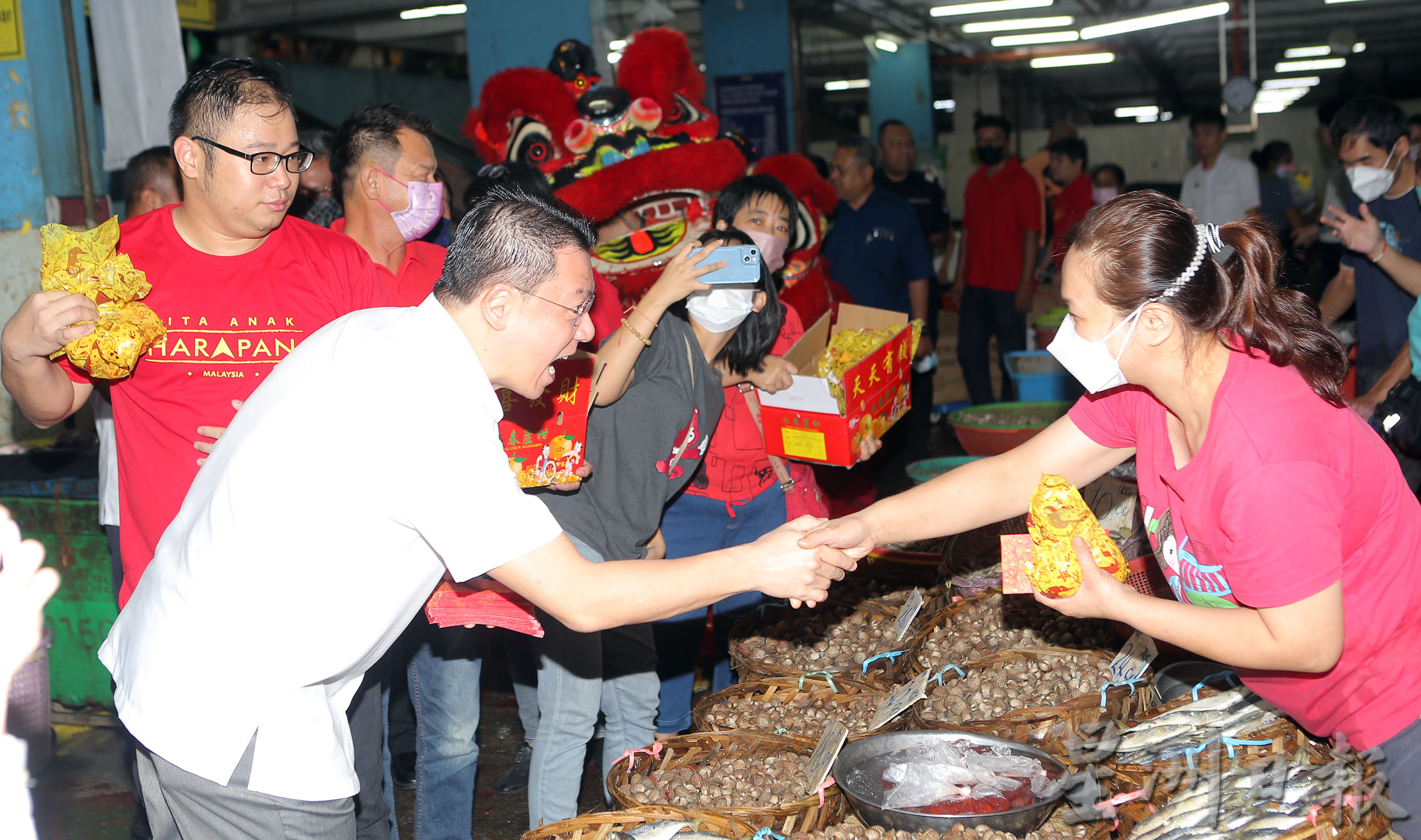 倪可敏:怡中央公市获100万拨款 维修水电 沟渠和地面