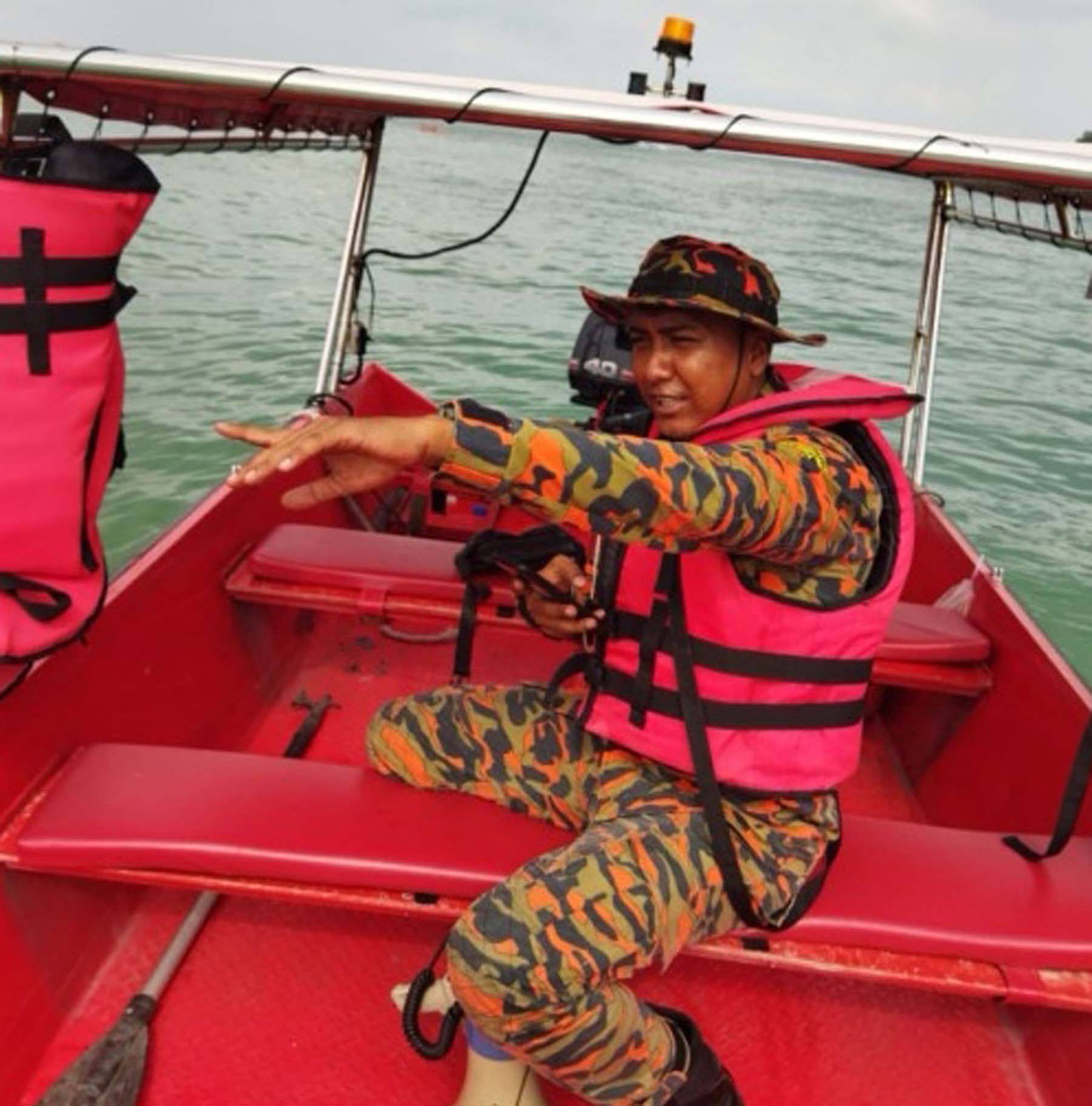 全国版/除夕或之前刊登/【专访】邦咯岛每年初一至初二出现步行跨海”奇景