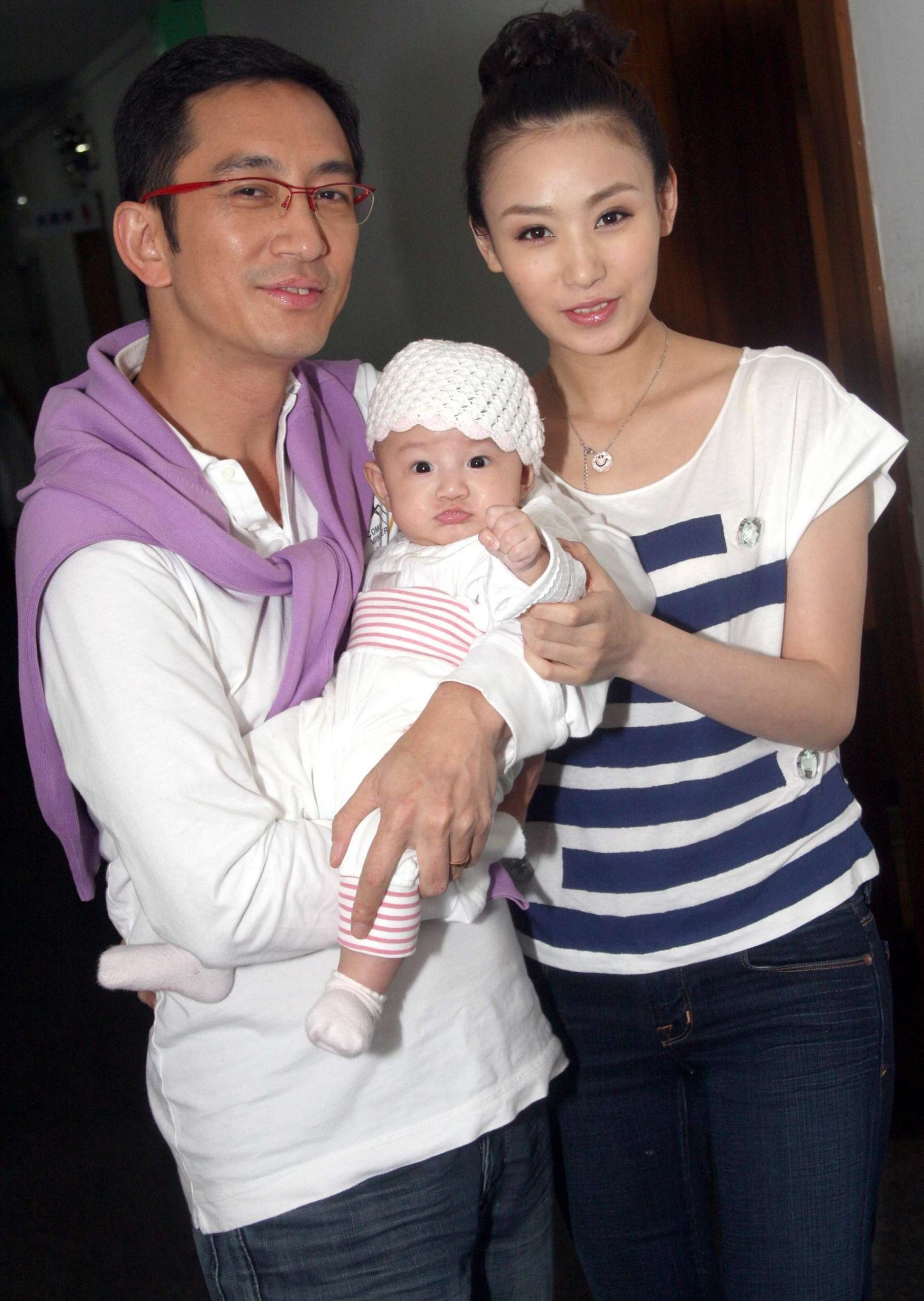 吴启华自爆赴英被歧视  逛街莫名被人打