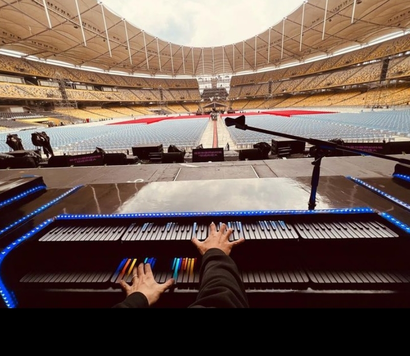 周杰伦预告个唱加码唱 撩粉丝喊安哥