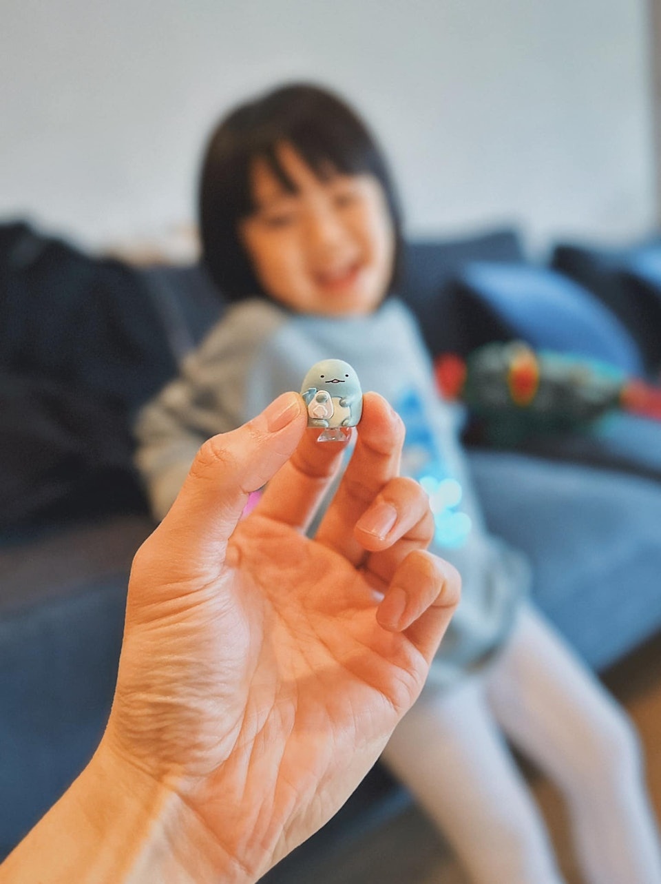 周柏豪晒亲子乐繁简两用 遭网民围攻