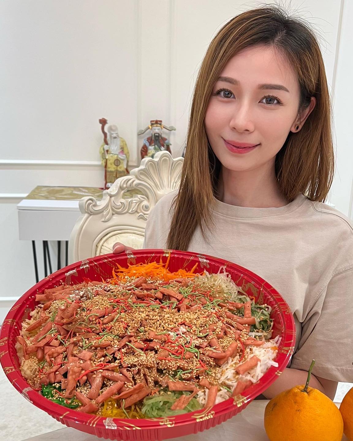 回马吃团圆饭！ 陈威全团聚照等3年终拍成  梁静茹上菜被催出新专辑  