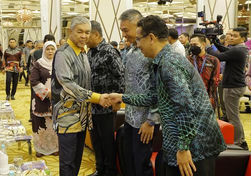 国盟近乎赢完吉打国席 扎希：“州政府该付100%努力助人民” 