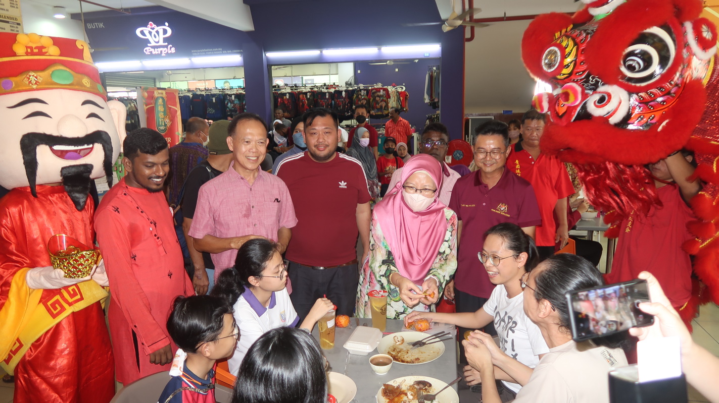 国︰卫长︰农历年或不爆疫，惟卫生部谨慎监督