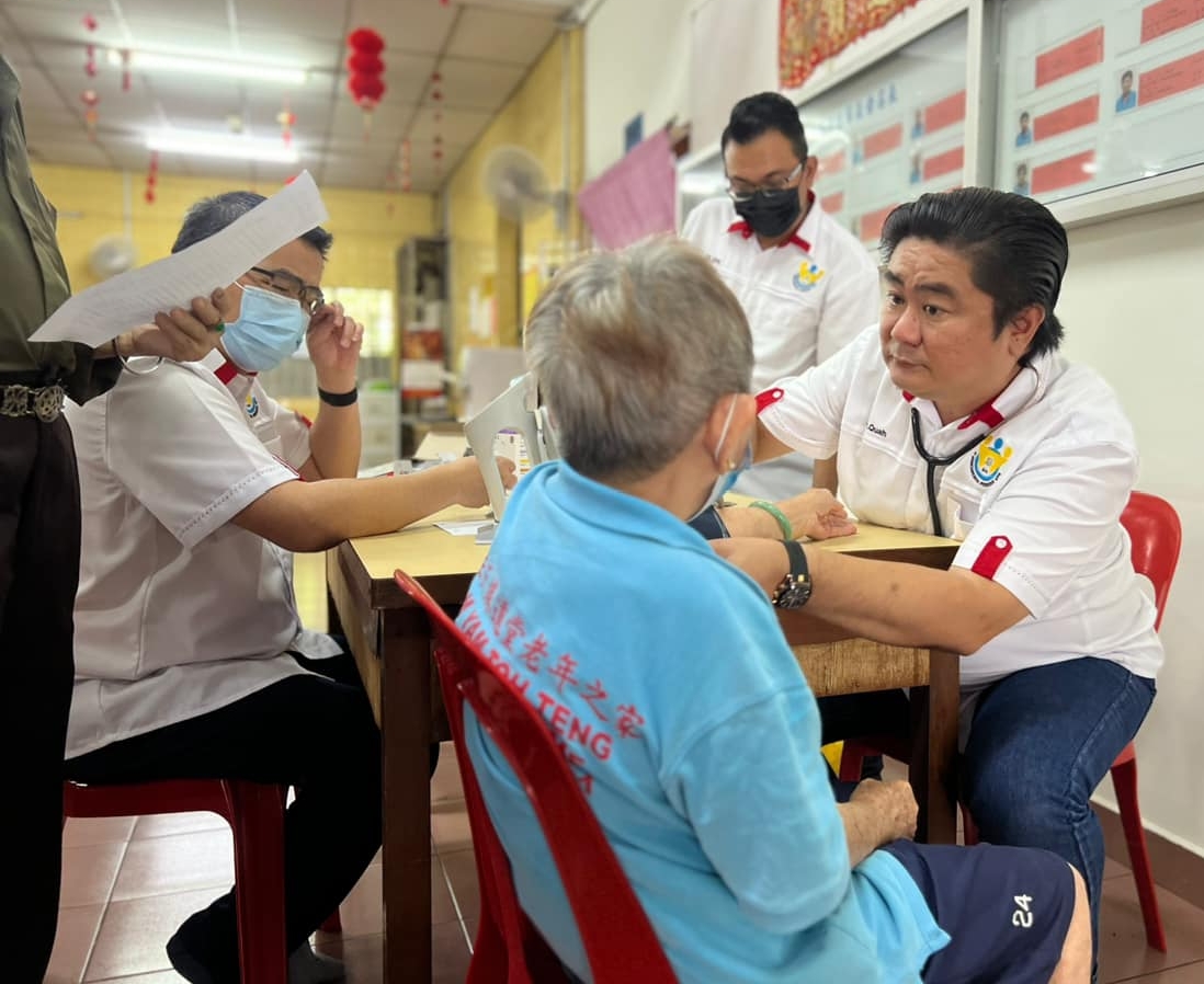 大都会/卫星市设“打卡”处/4图