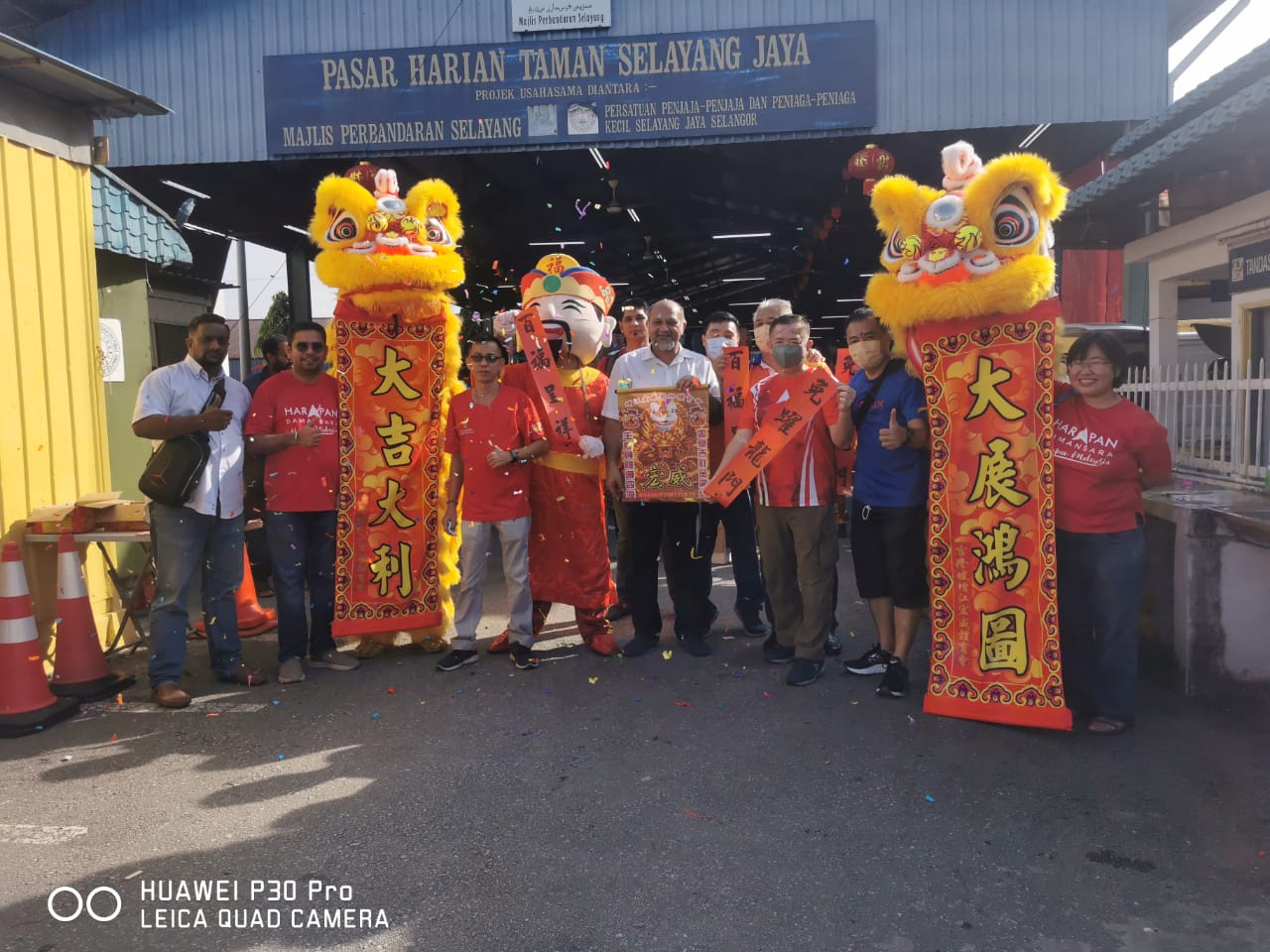 大都会/哥宾星率醒狮拜早年