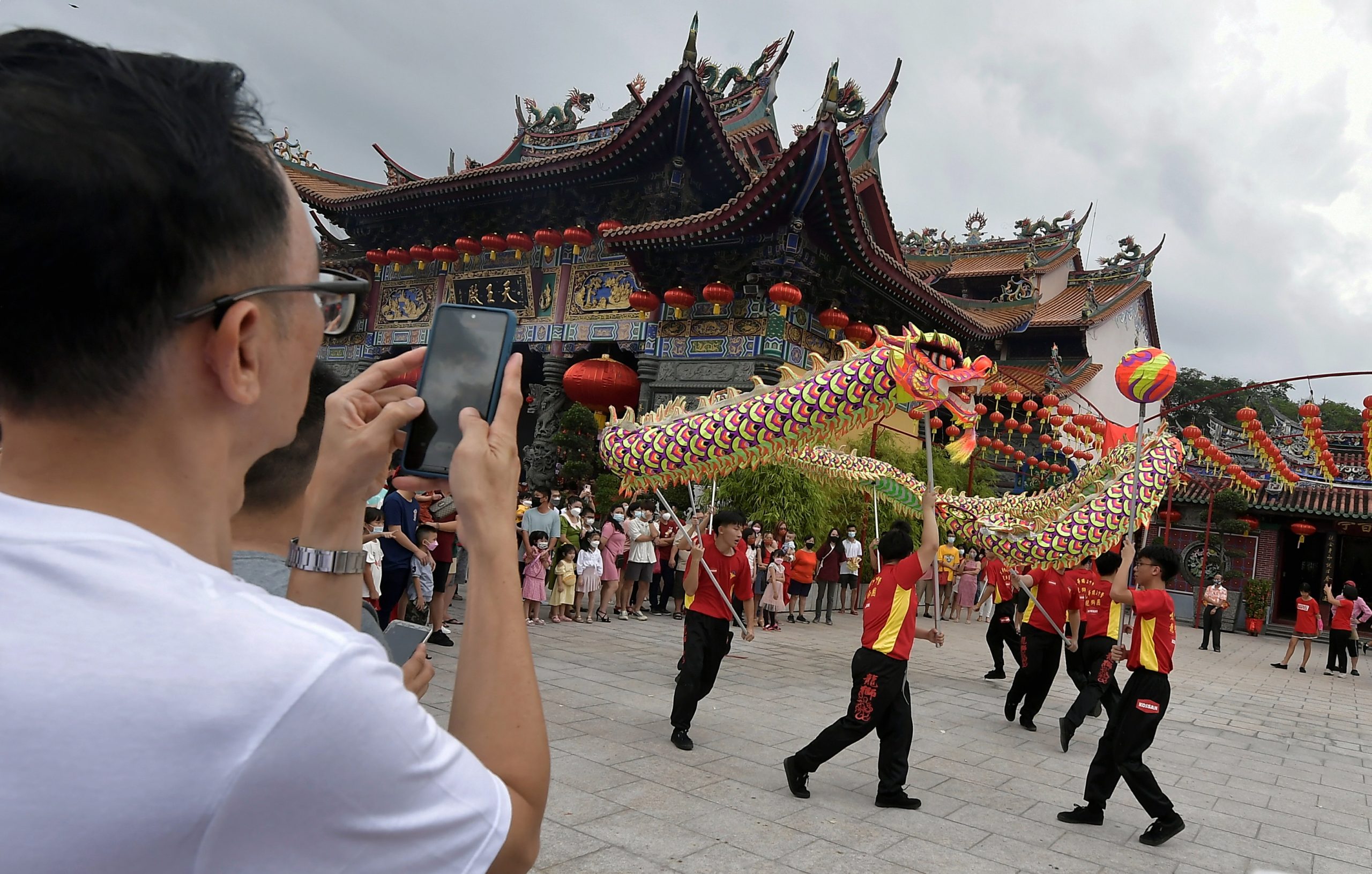  大都会画页-旅游景点人潮／9图
