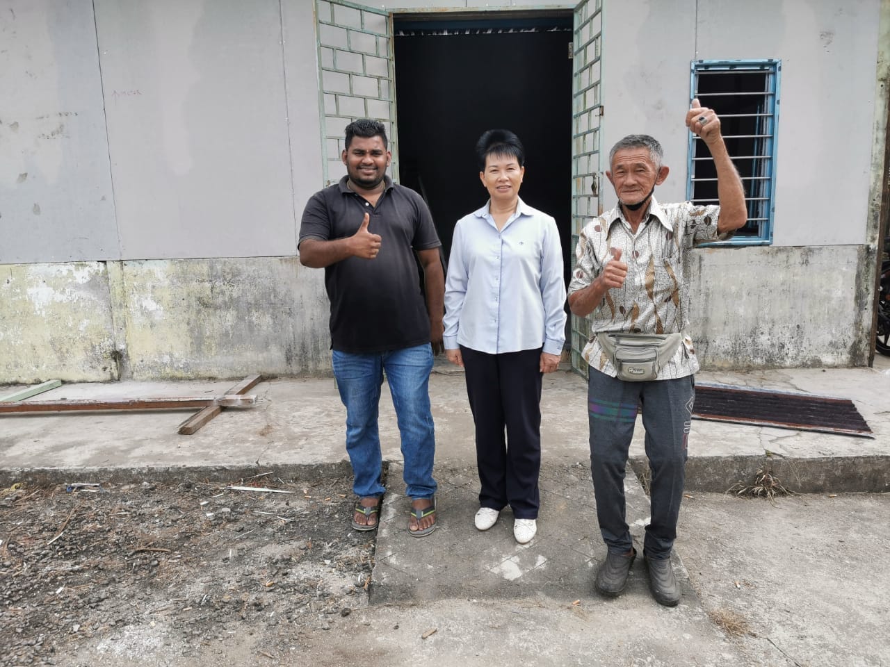 大都会（版3副）:乌雪7村民获14万修村屋/8图