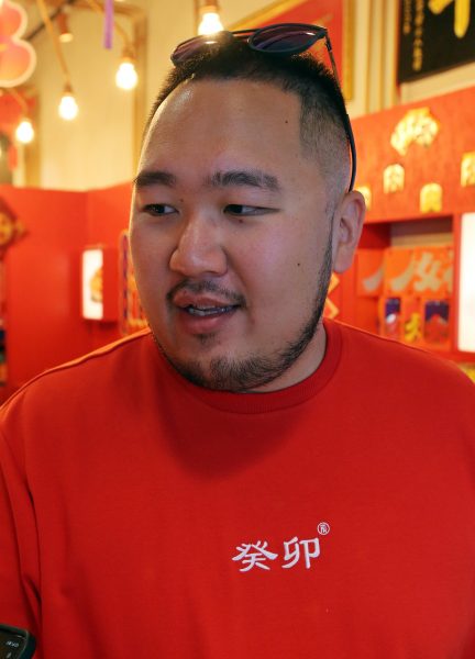 大都会(版4头)/茨厂街与鬼仔巷人潮/14图