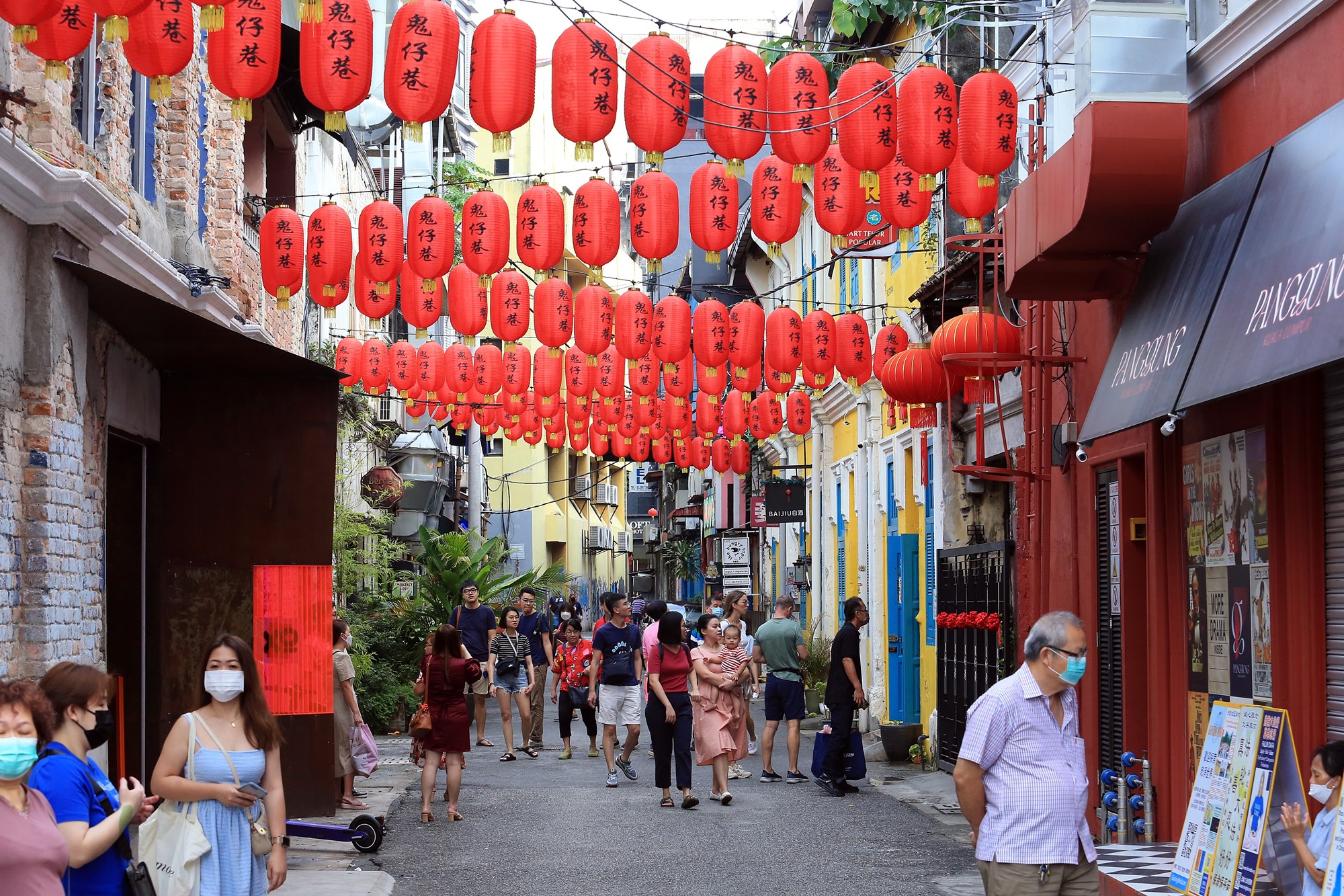 大都会(版4头)/茨厂街与鬼仔巷人潮/14图