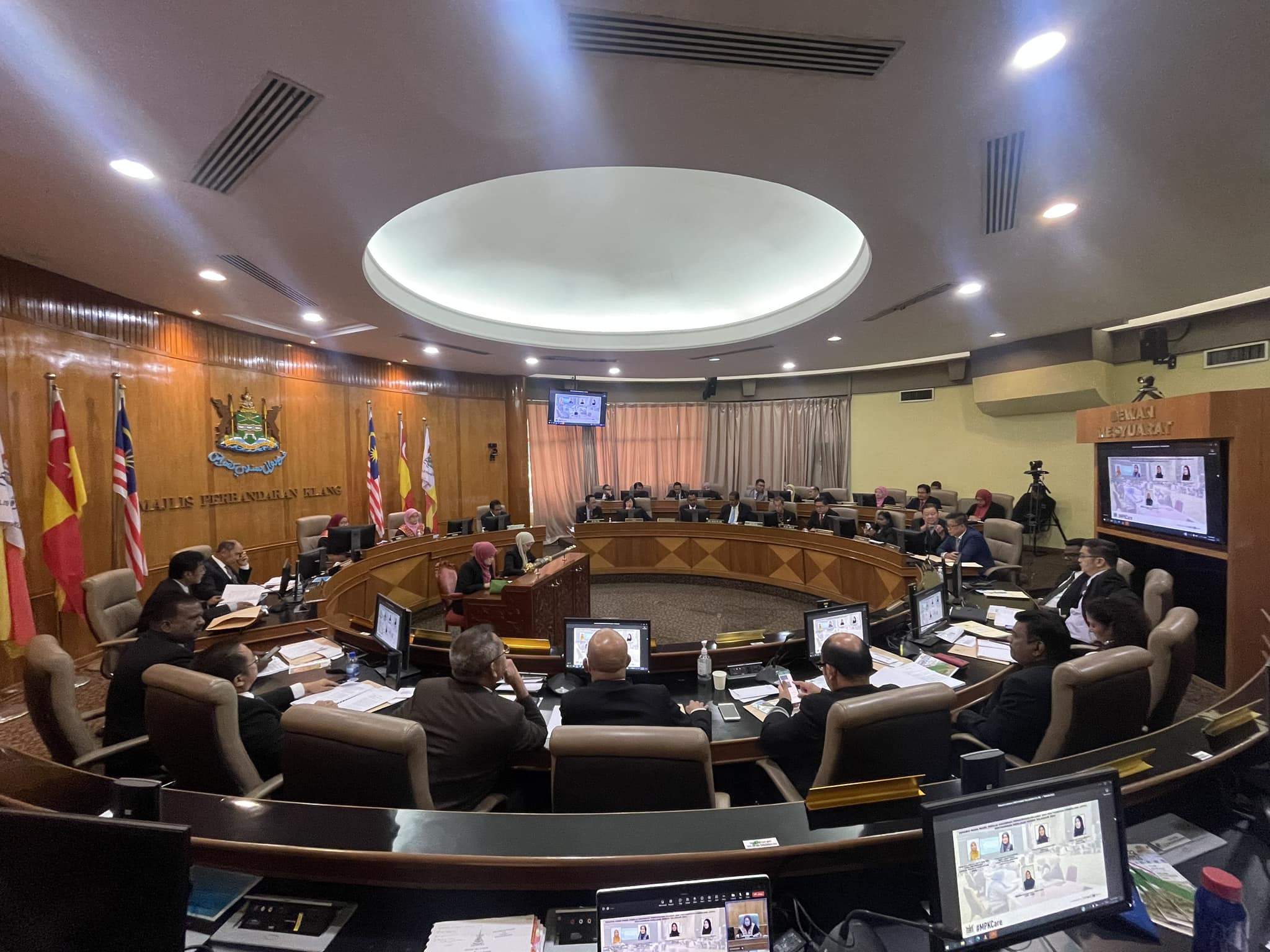 大都会:巴生市议会常月会议