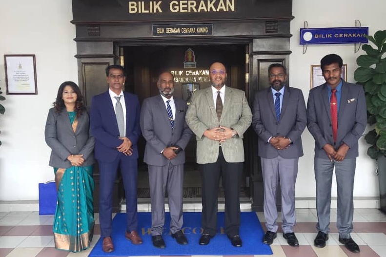 大都会:瓜冷市议会21名新届市议员宣誓就任尚有3空缺待委/4图