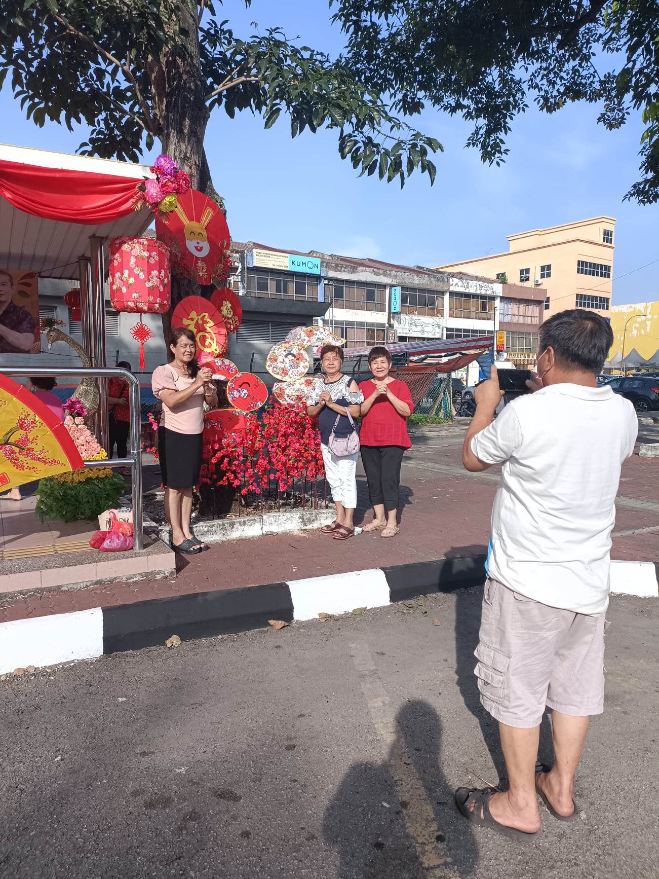 大都会:邓章钦 永安镇巴士亭新春装饰开幕