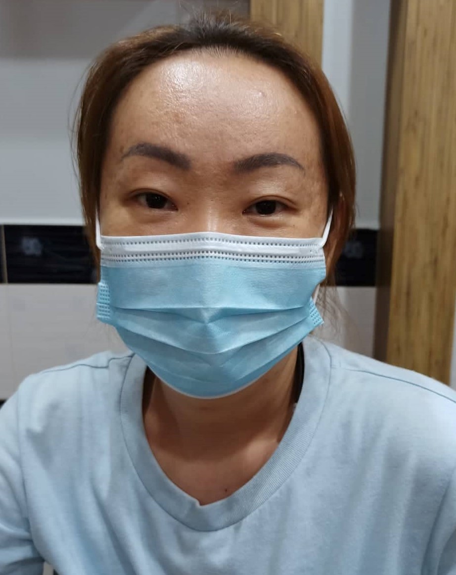 督亚冷酒楼新年订单不断 大头虾受热捧