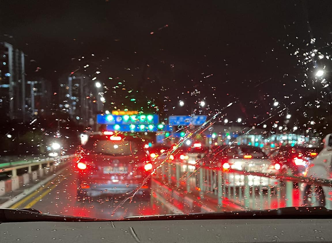 大马游子初三回新加坡大塞车!“来回花26小时 再辛苦也值得”