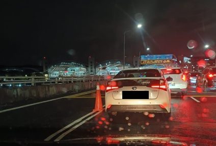 大马游子初三回新加坡大塞车!“来回花26小时 再辛苦也值得”