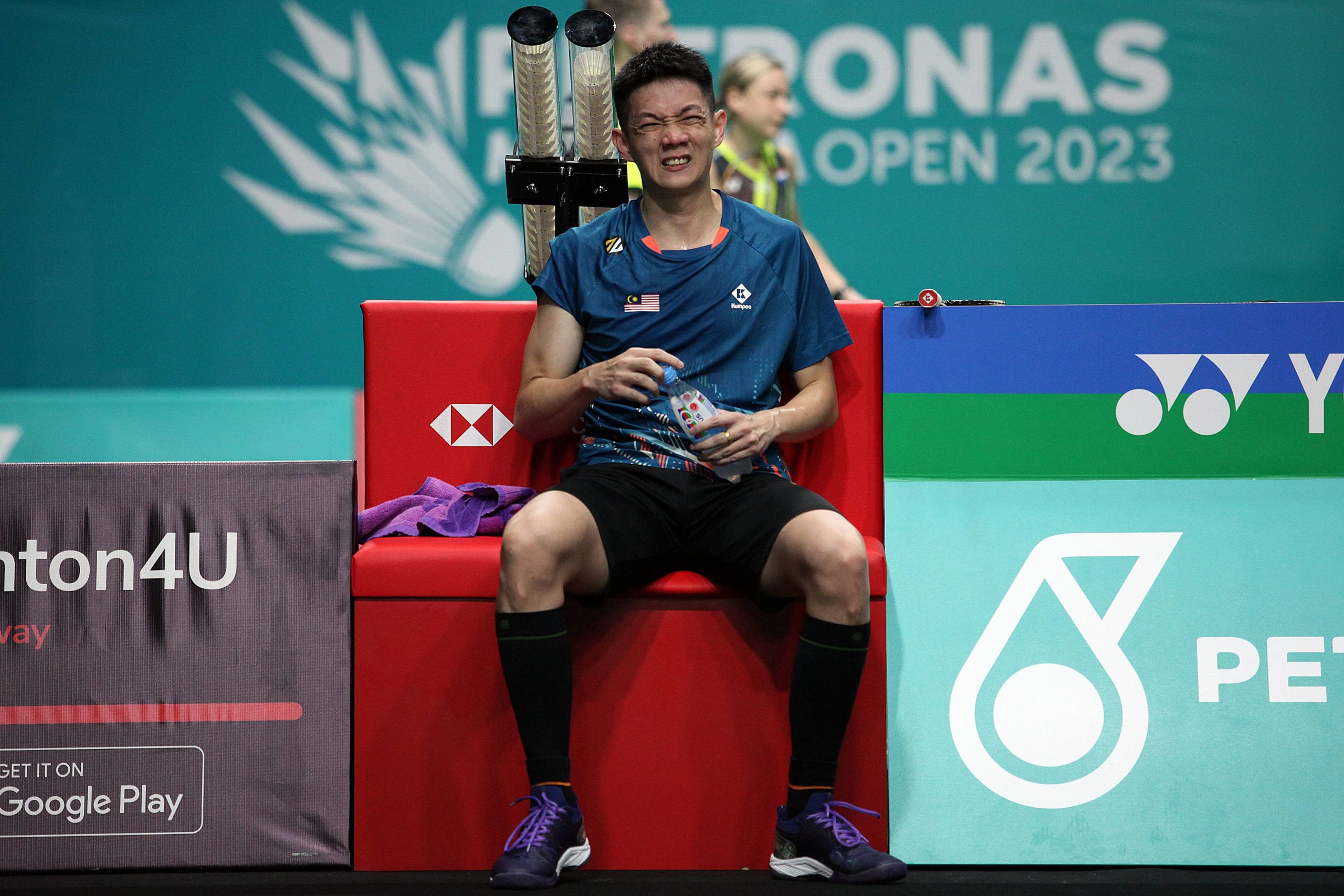 大马羽球超级1000赛| 小腿受伤已1个月没训练 国伦:若无法坚持或次圈退赛