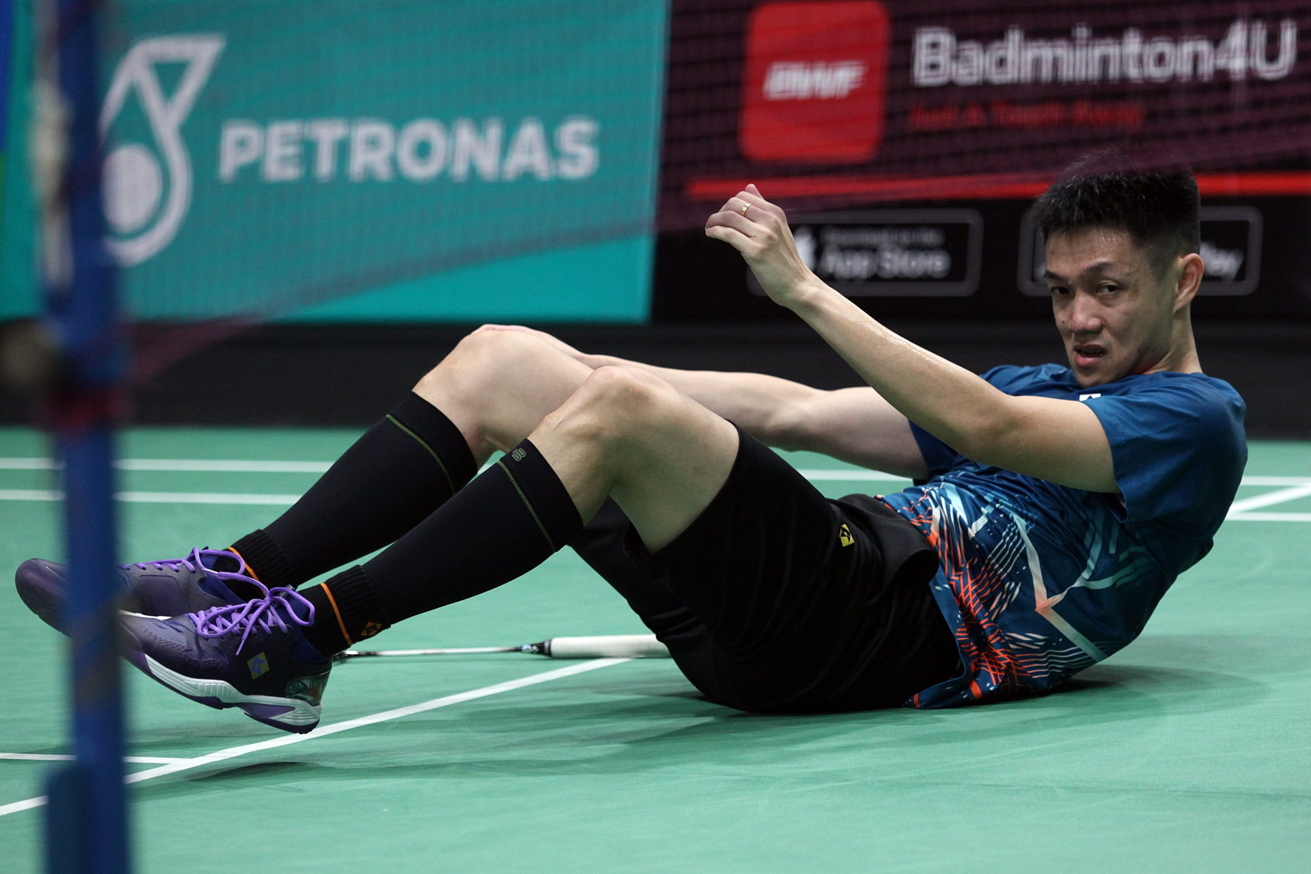 大马羽球超级1000赛| 小腿受伤已1个月没训练 国伦:若无法坚持或次圈退赛