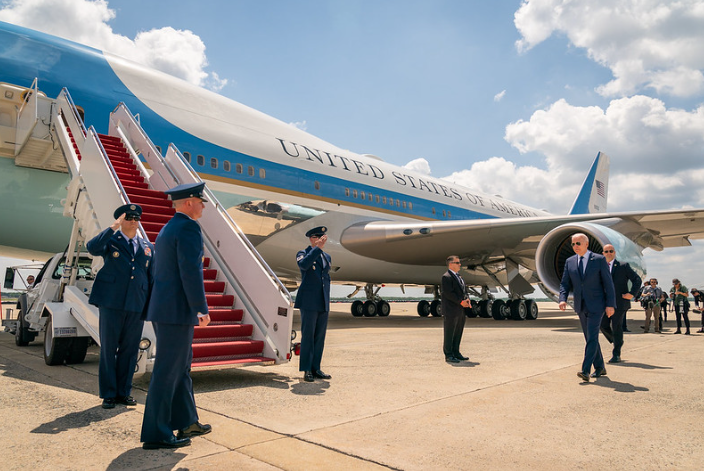 天下事 主文 波音747停产 “空中女王”时代落幕