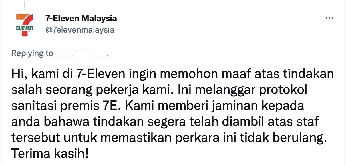 太脏了!员工用拖把清理微波炉 著名连锁店致歉:不会重犯