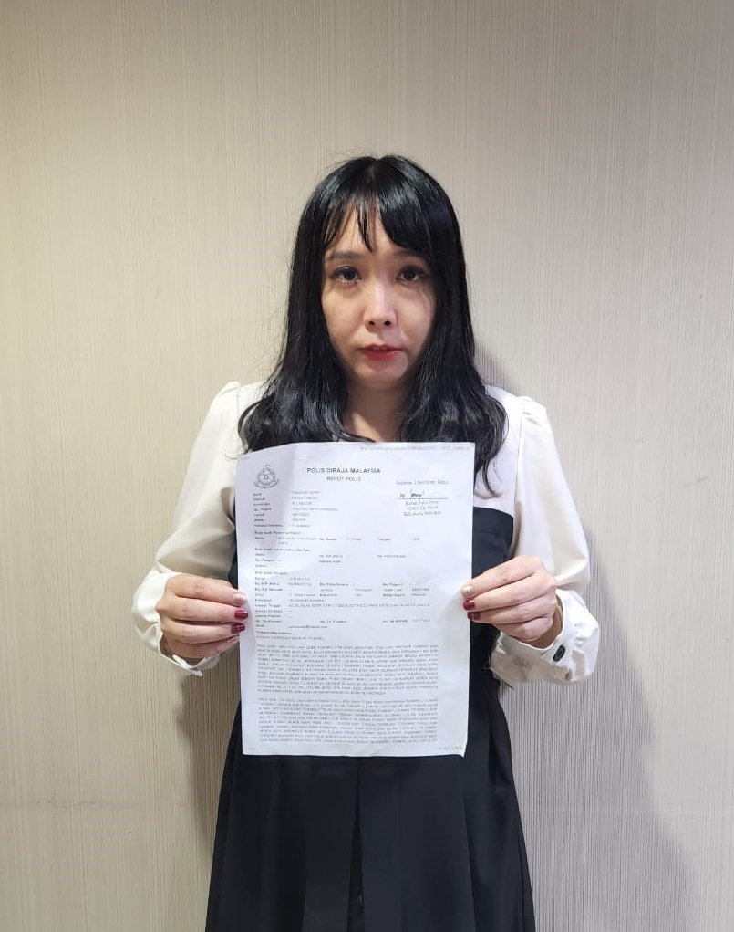 女佣为与男友在家偷情  疑下药让中风老奶奶昏睡