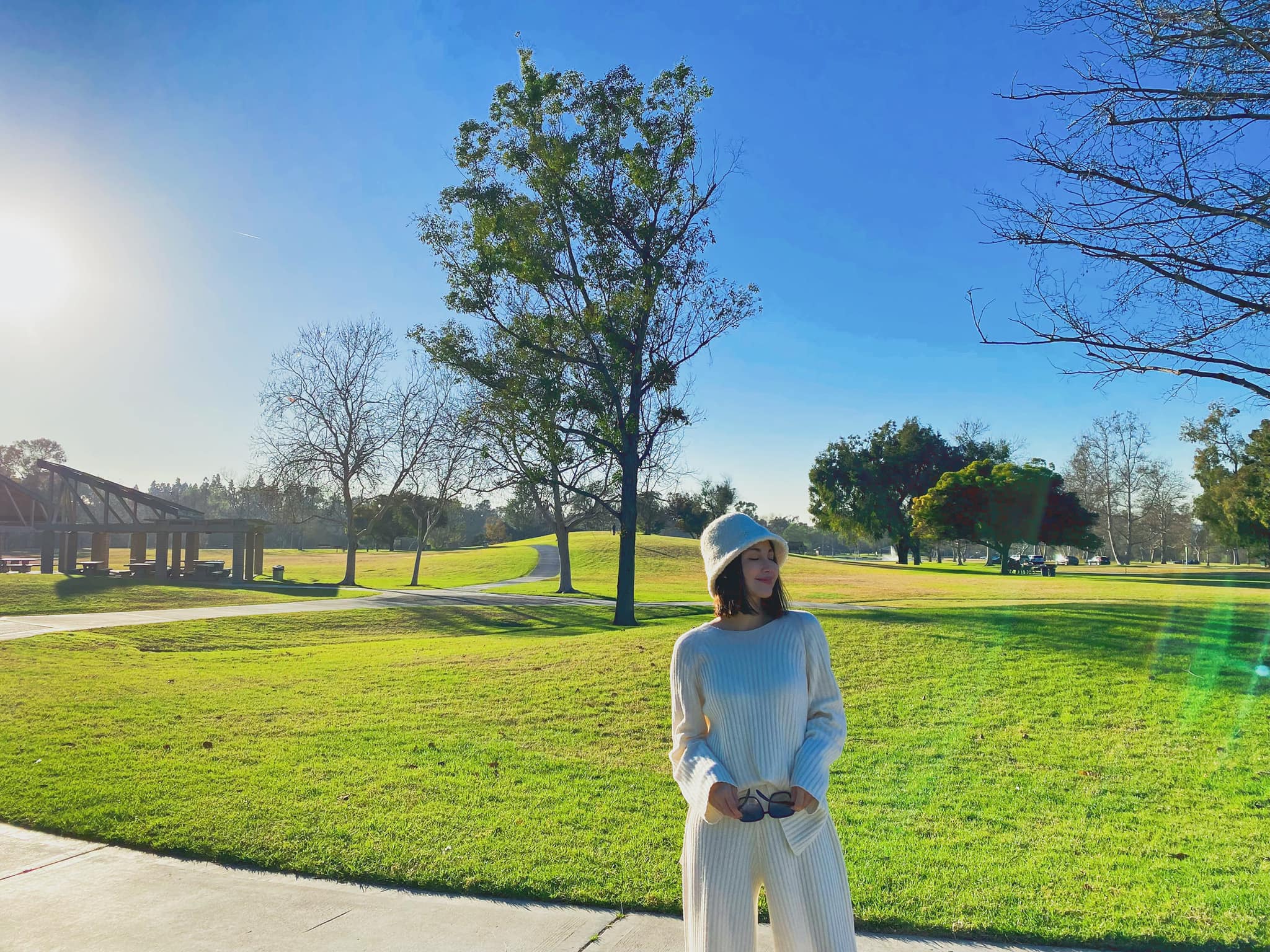 女星自曝洛杉矶惊魂记 一家四口险卷10死枪击案