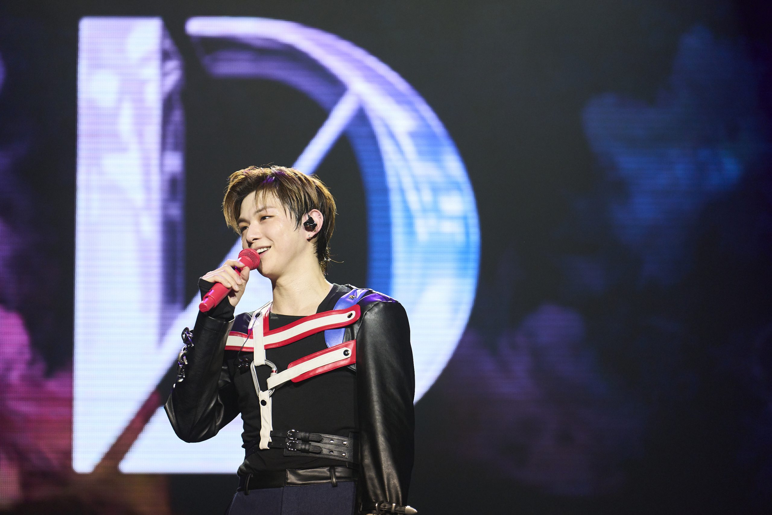 姜丹尼尔时隔3年来马 用国语向粉丝问好