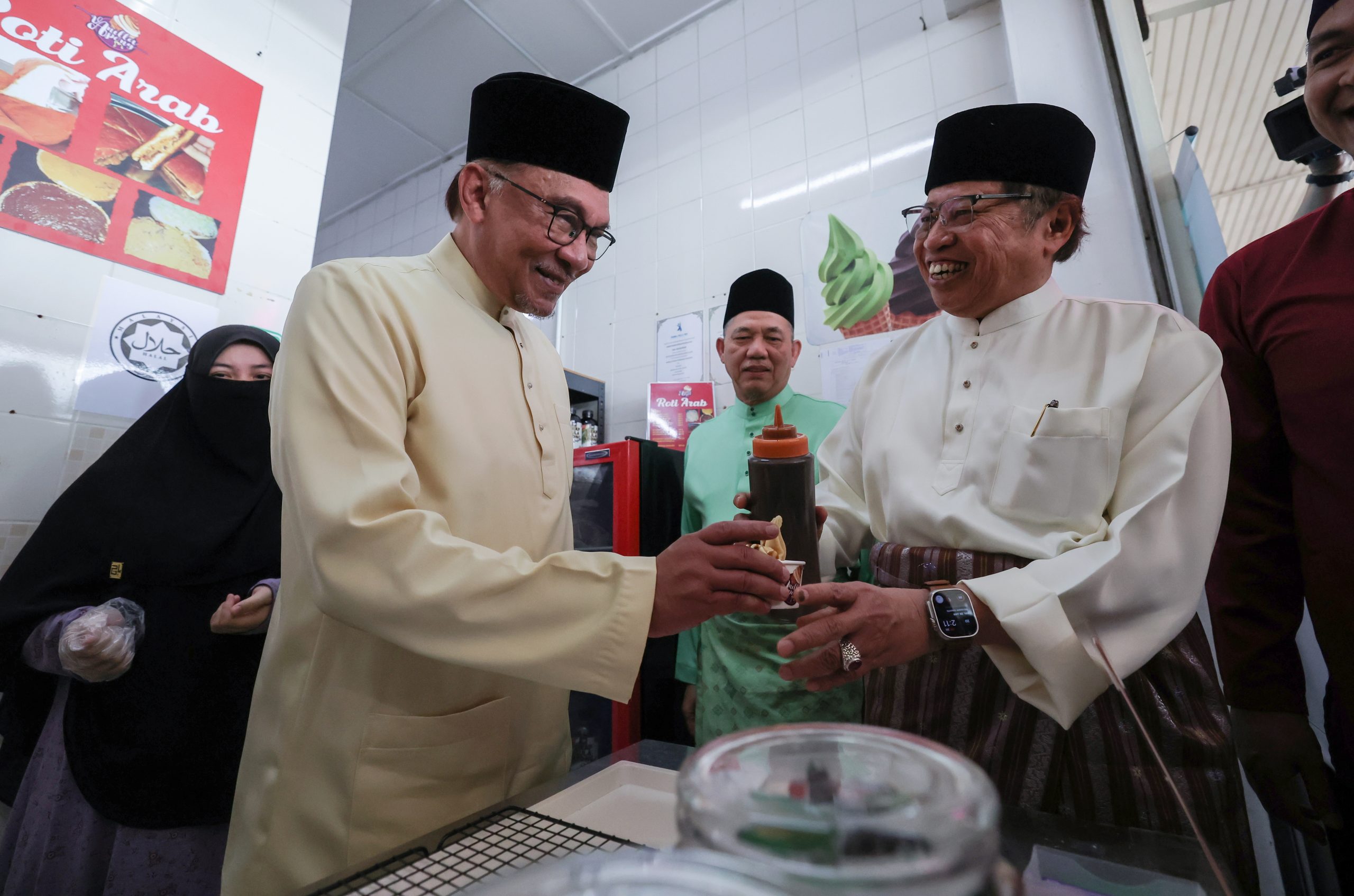 安华：沙砂正名为邦仍需讨论 拨款10亿提升沙砂边境基建