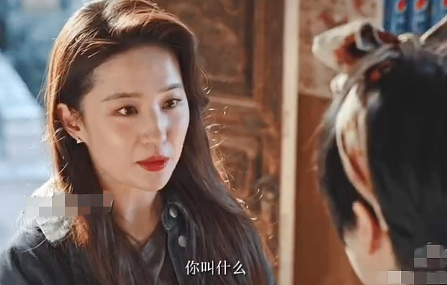 客串《去有风的地方》 姚安娜送剧组1人1手机