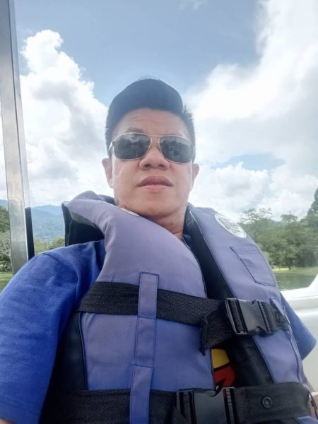 封面-大都会/电访校车料调涨课题/7图