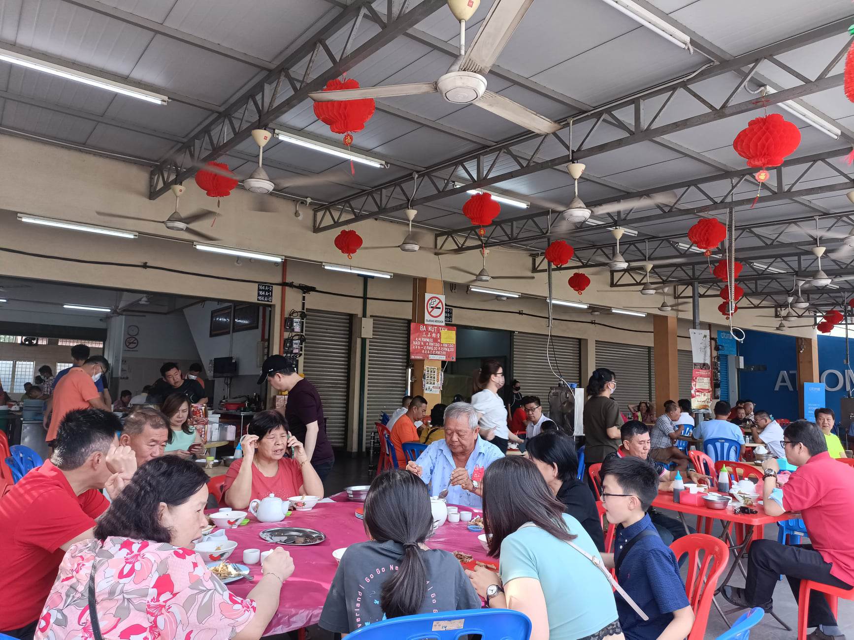 封面-大都会：肉骨店茶新年生意火红／11图