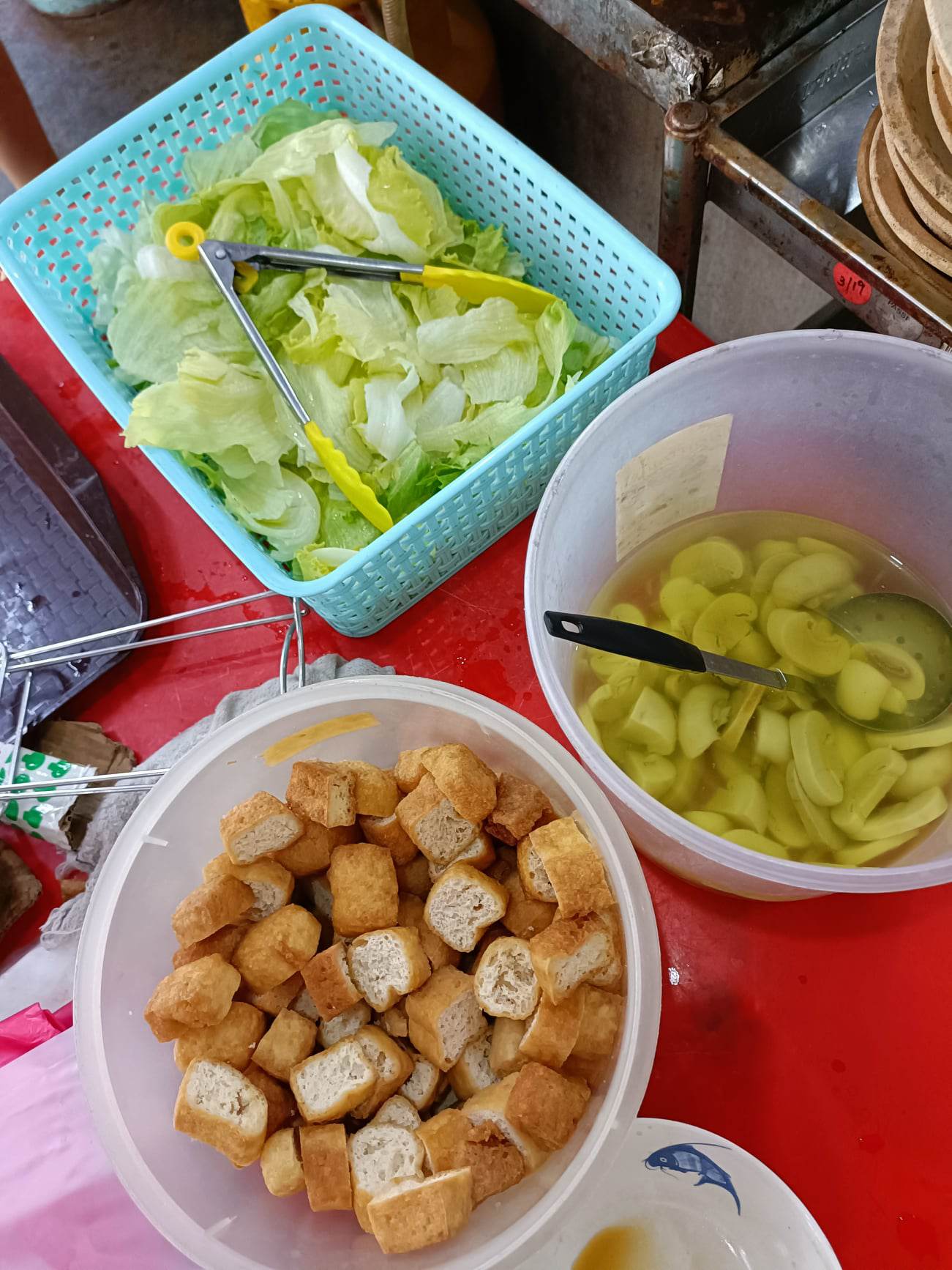 封面-大都会：肉骨店茶新年生意火红／11图