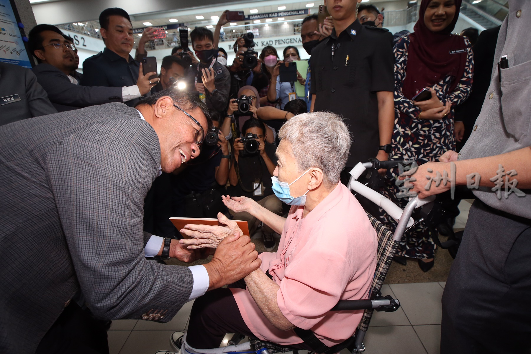 海外产子∕公民权课题 