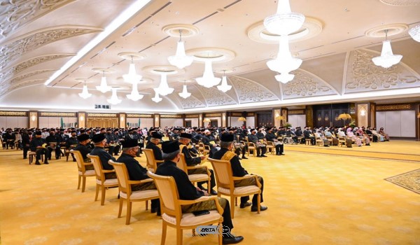 已审(大北马)吉打苏丹端姑沙烈胡丁殿下庆祝80岁华诞共240人接获册封勋章