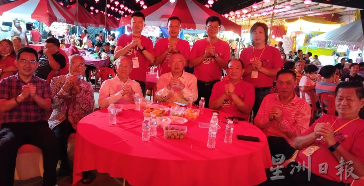 马兴松:“金兔迎春庆丰年”新春夜市空前成功有赖于全体同仁的合作取得不俗的反应