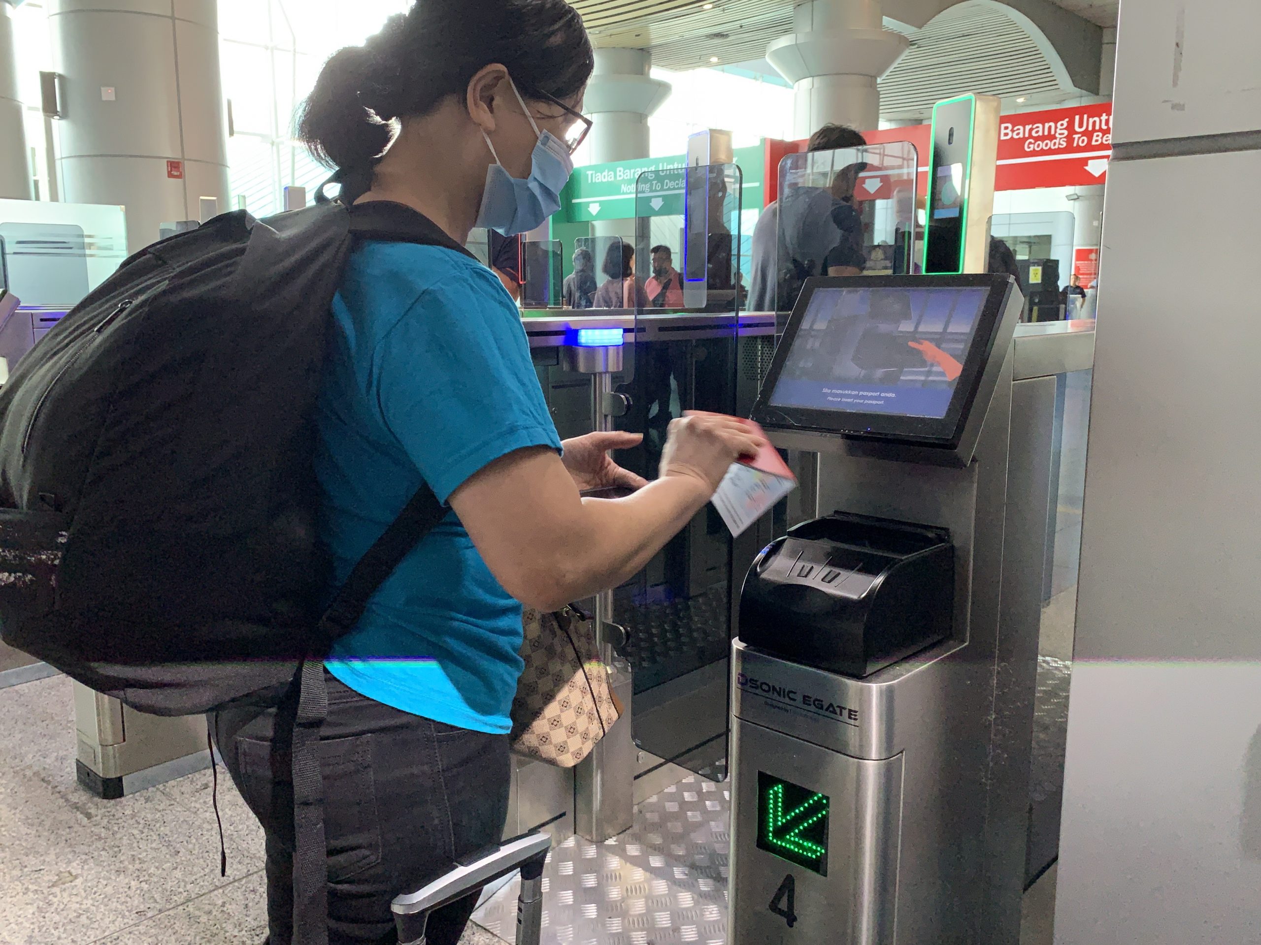 **已签发**全国:即日起实行!赛夫丁:马新两通道关卡为持狮城人增设自动通关系统