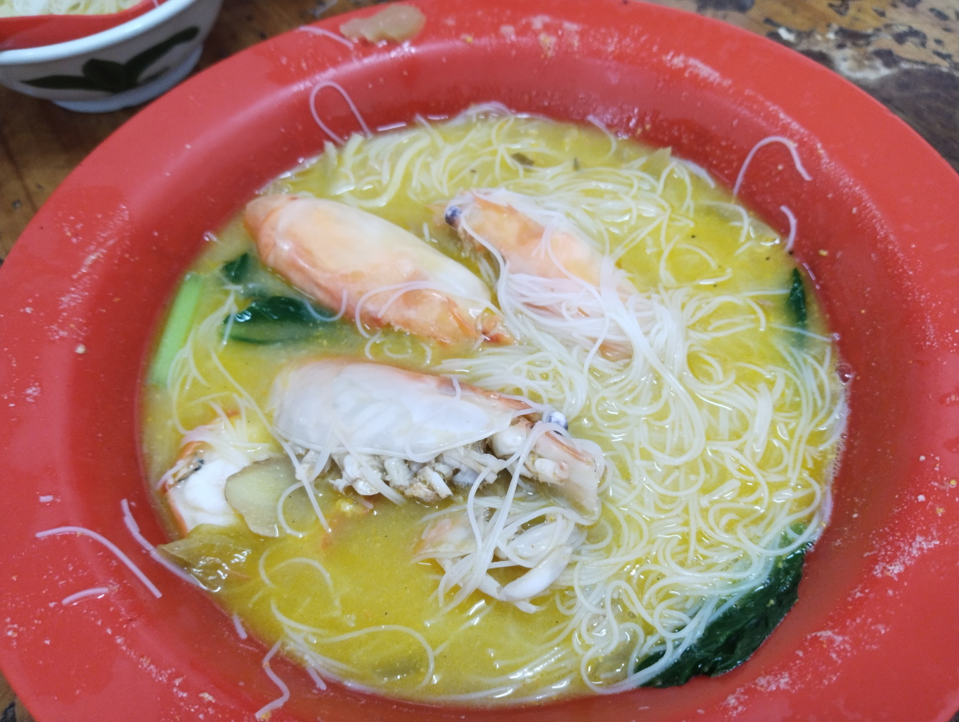 **已签发**柔︰封面:【特稿】︰昔河虾盛产跌价30%,华裔抢购备年菜