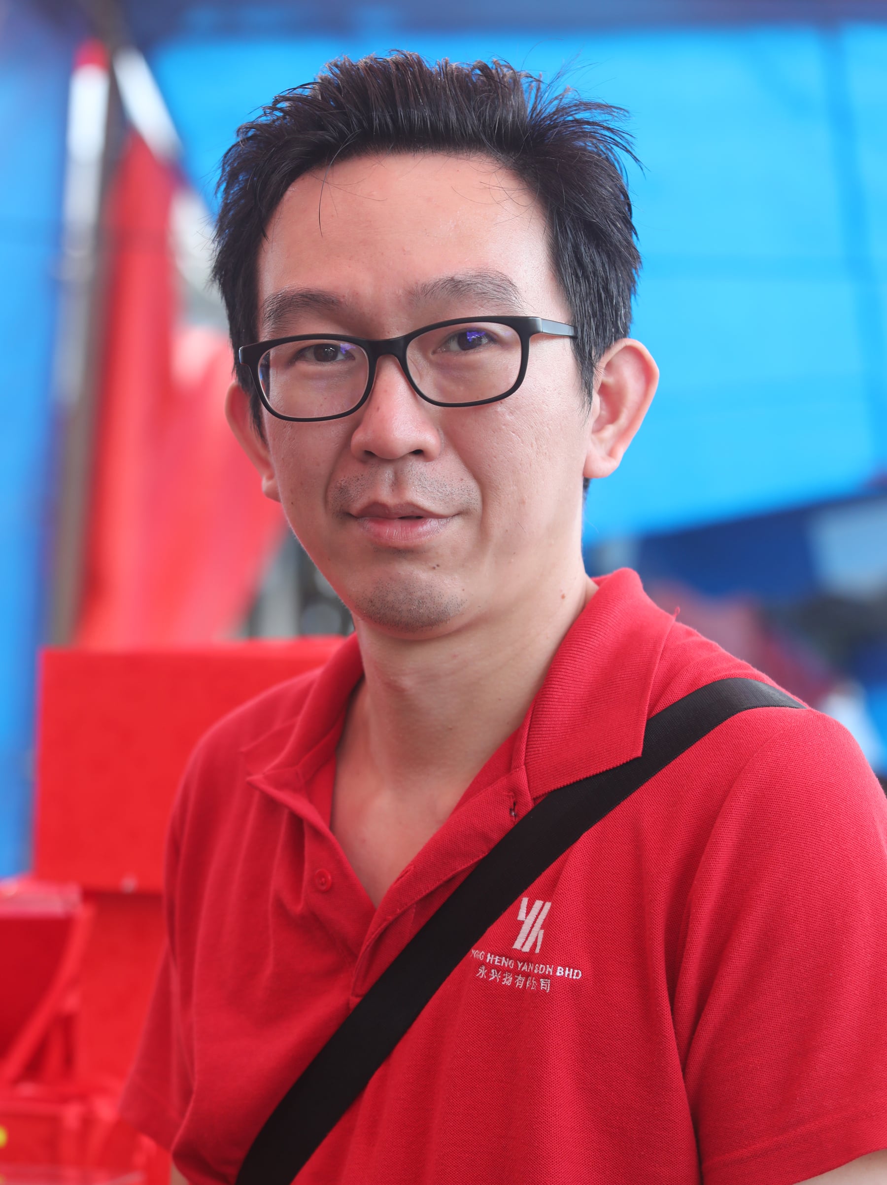 **已签发**柔:封面:【特稿】:甩开疫情阴霾添喜气,新春装饰品买气兴旺