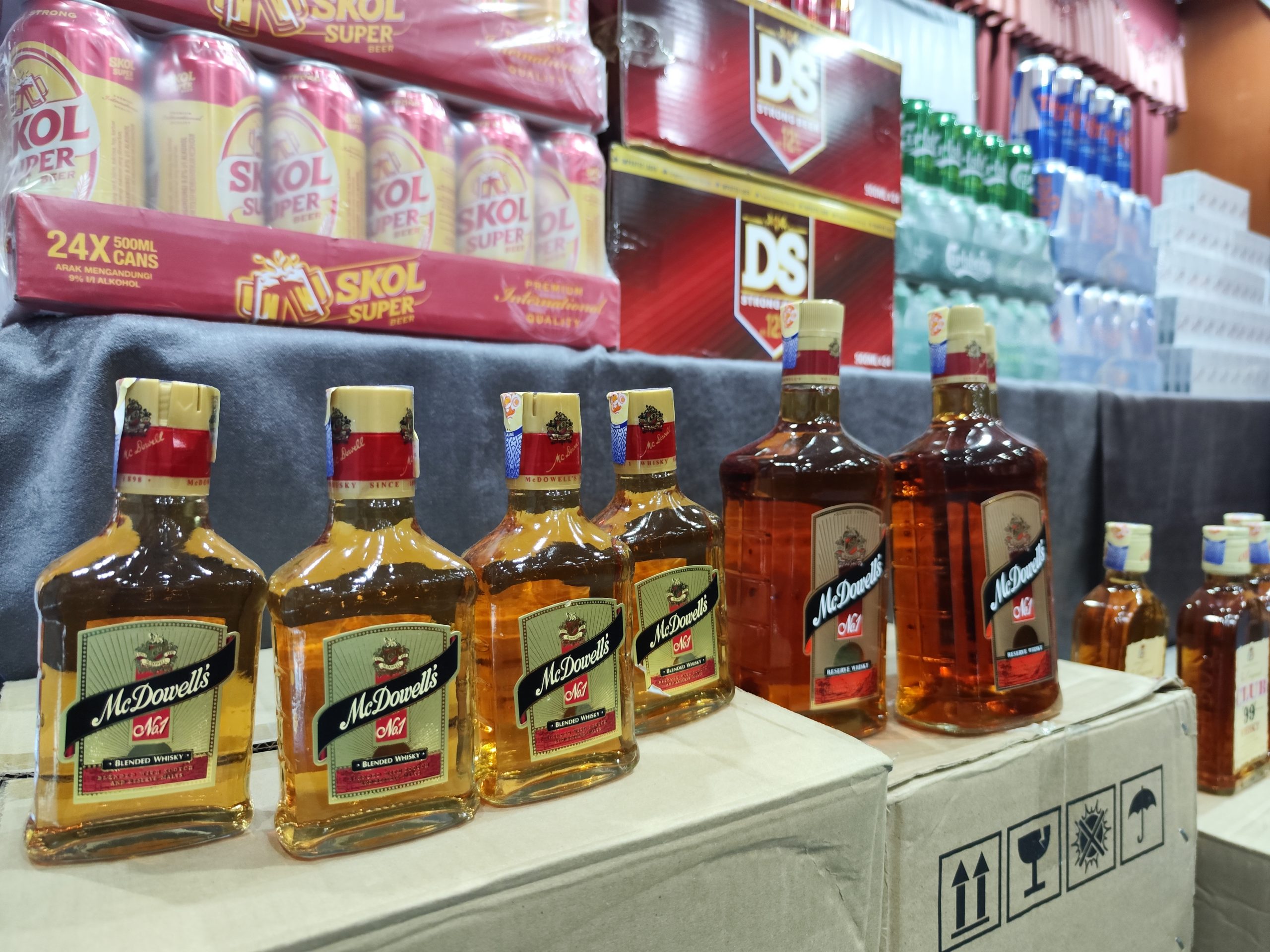 **已签发**柔:柔关税局3个月内连破3宗案,起获大批烈酒、啤酒及香烟