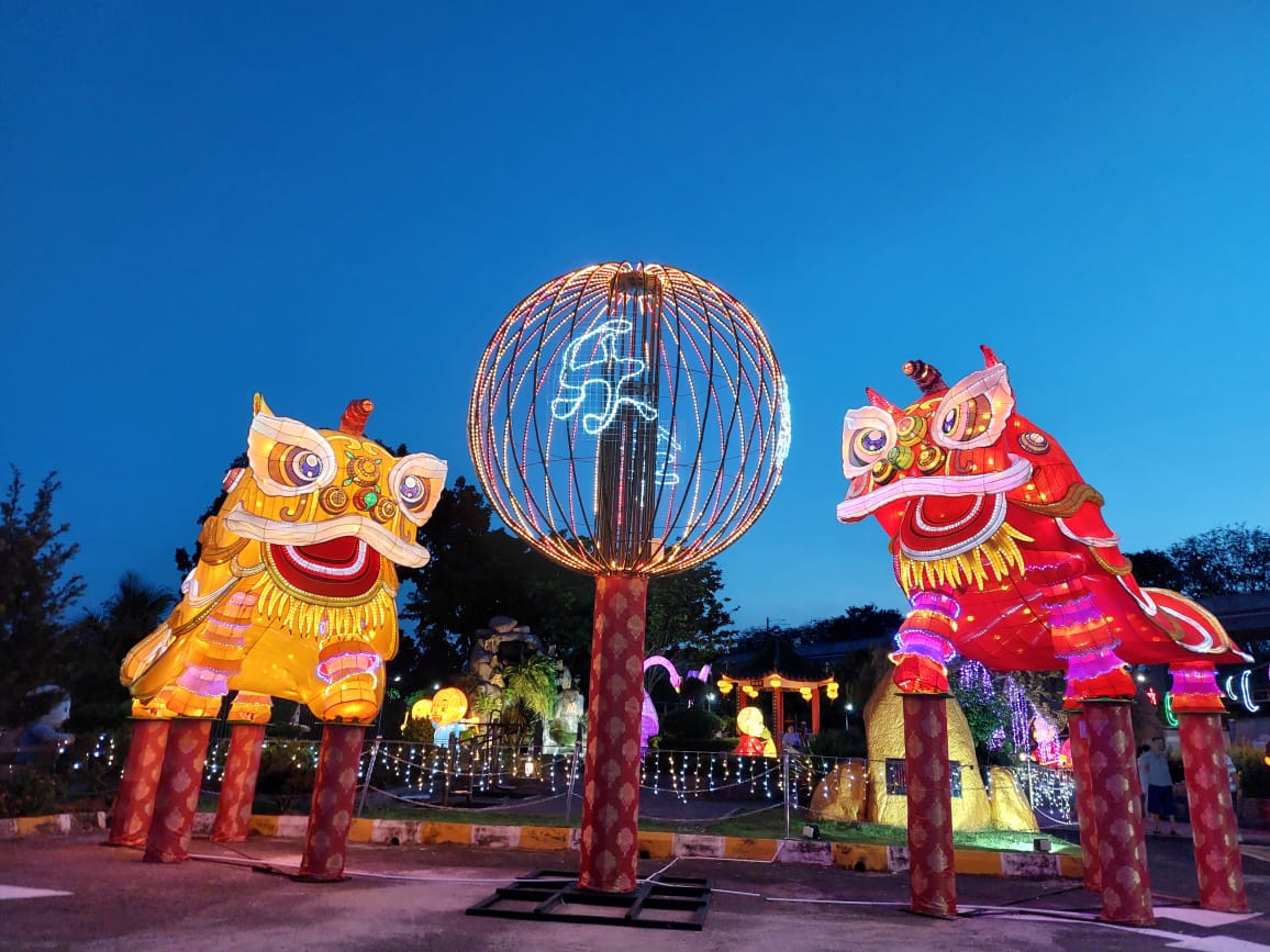 **已签发**柔：社团版头条：新春灯饰亮灯了，德教会紫銮阁欢迎参观