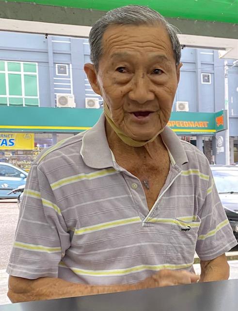 **已签发**柔：第二版头条：【特稿】：人手短缺气候影响产量，今年新年黄梨花缺货