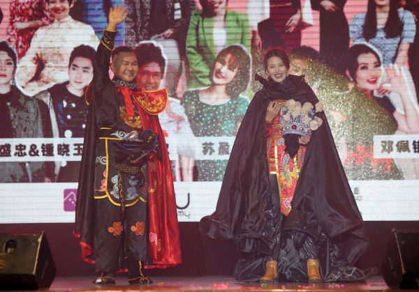 庄学忠迎本命年自侃人老心不老 苏盈之晋荣变脸赢喝釆