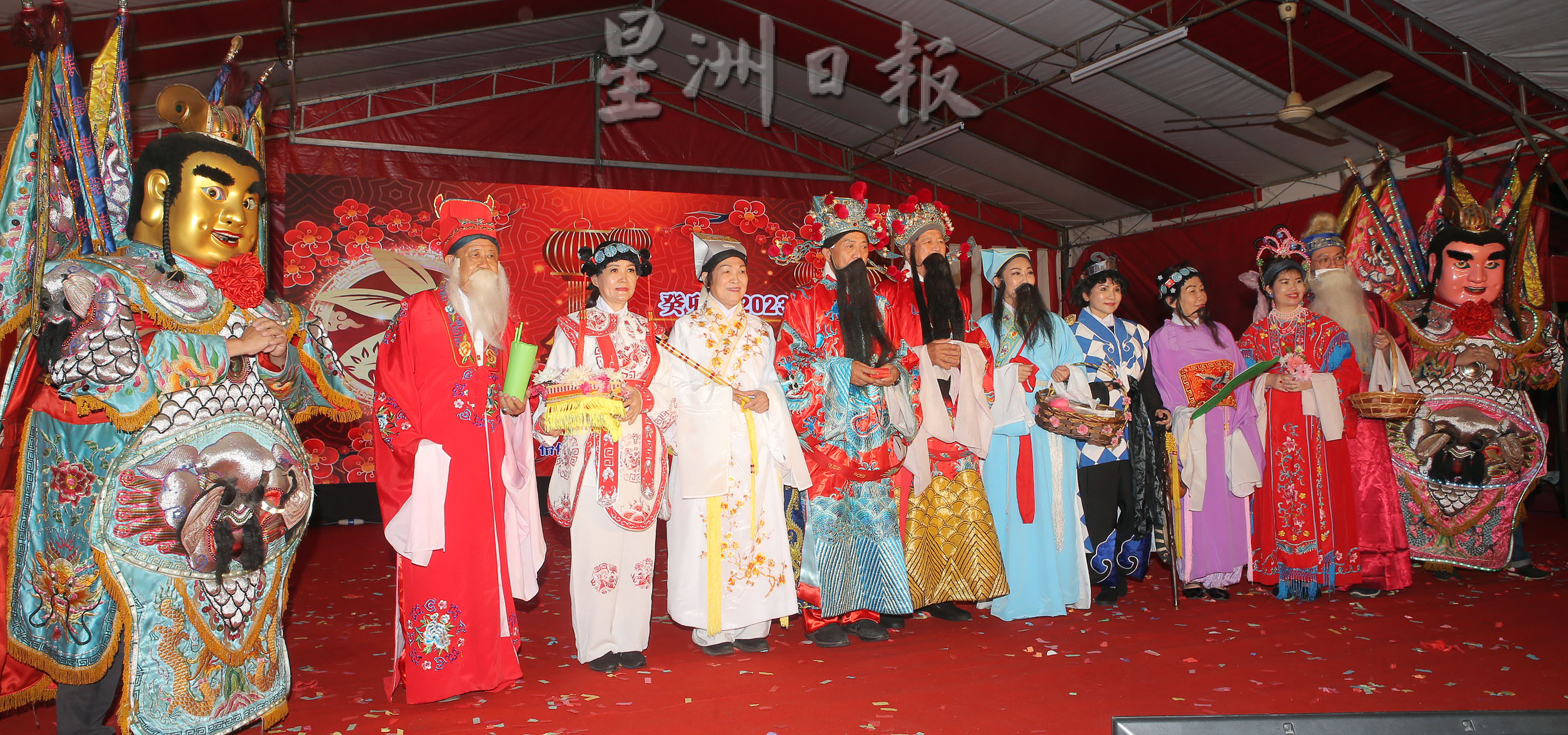 怡斗母宫庙会热闹 吃喝玩乐年味浓