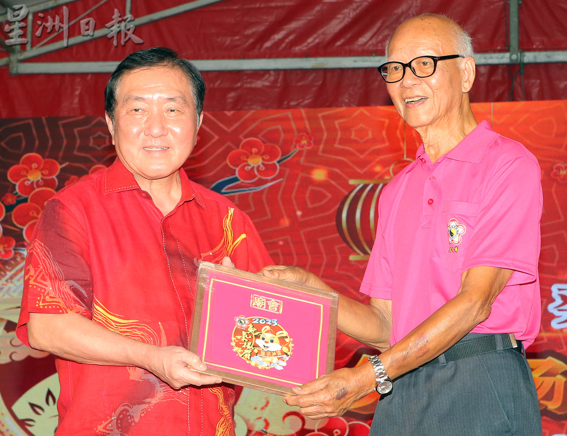 怡斗母宫庙会热闹 吃喝玩乐年味浓
