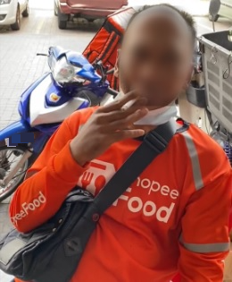 性骚扰女子“很可口” 送餐员拒道歉还挑战“去报警吧”