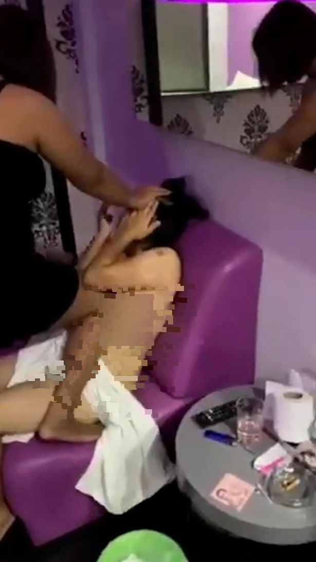 手机发现丈夫召妓照  妻狠掴妓女5分钟